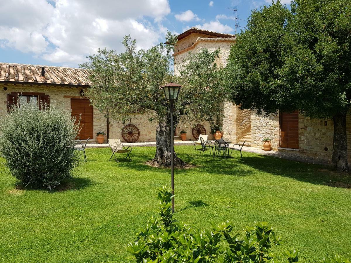 Agriturismo Arcobaleno Della Torretta Giano dellʼUmbria Eksteriør billede