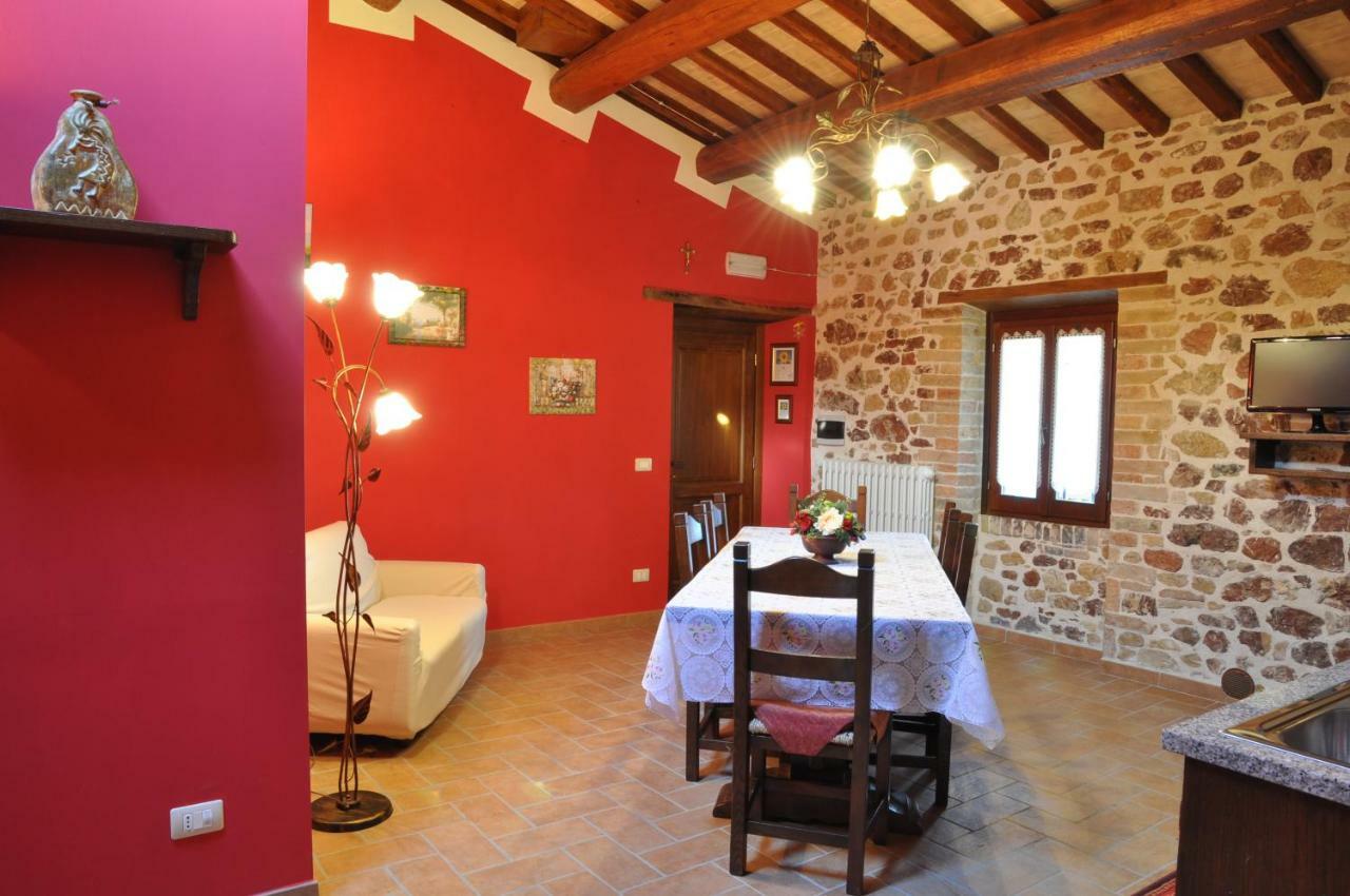 Agriturismo Arcobaleno Della Torretta Giano dellʼUmbria Eksteriør billede