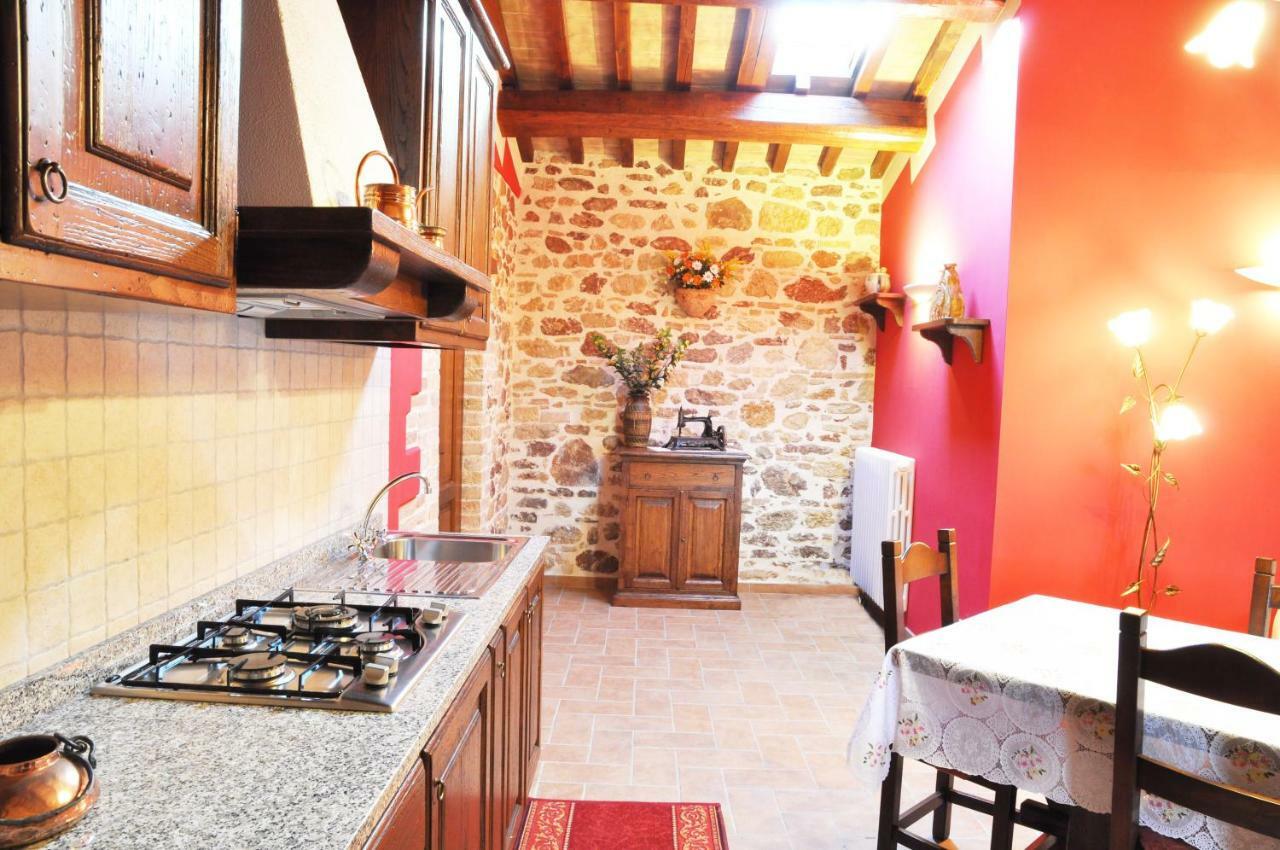 Agriturismo Arcobaleno Della Torretta Giano dellʼUmbria Eksteriør billede