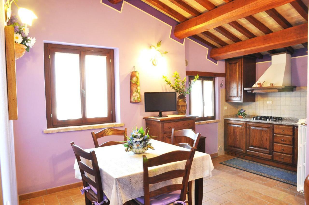 Agriturismo Arcobaleno Della Torretta Giano dellʼUmbria Eksteriør billede