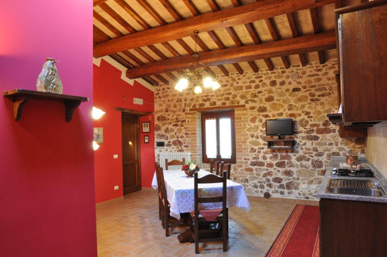 Agriturismo Arcobaleno Della Torretta Giano dellʼUmbria Eksteriør billede